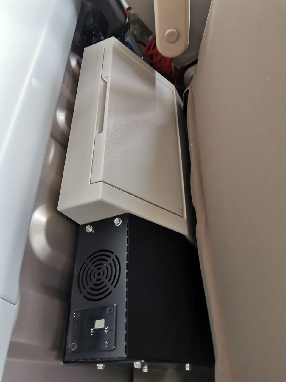 LC79 TOYOTA CRUISER FREEZER