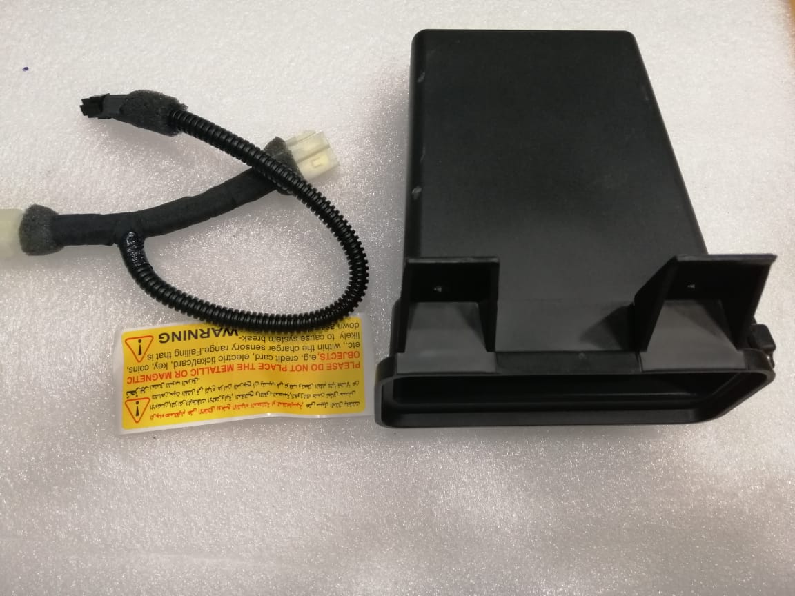 33139 Nissan Patrol Wireless charger for 2020